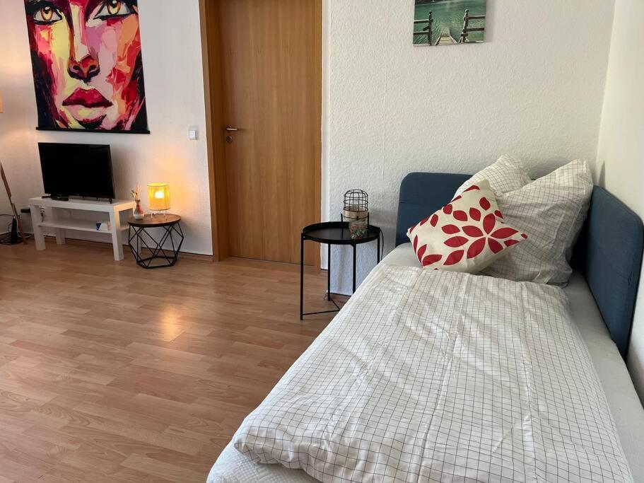 Blue Chili 22 - 2-Raum-Wohnung Im Stadtfeld Ost Magdeburgo Esterno foto